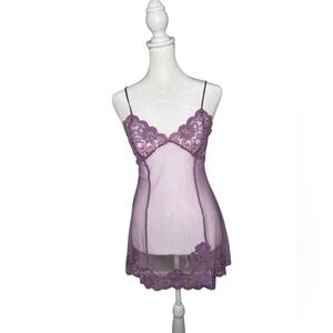 Victoria’s Secret Vintage Y2K Purple Lace embroidered Chemise